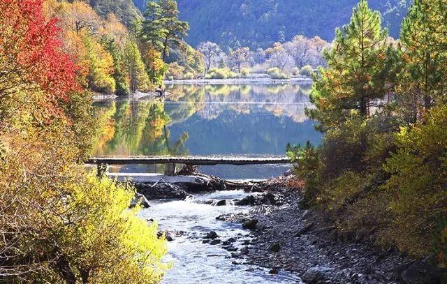 有一个远方，比西藏更西藏，那便是甘孜