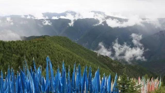 有一个远方，比西藏更西藏，那便是甘孜