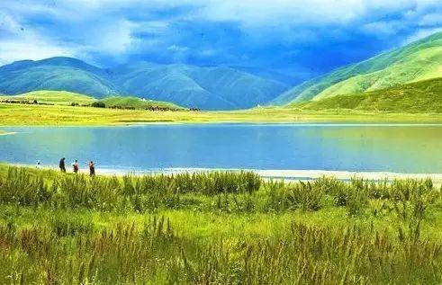 有一个远方，比西藏更西藏，那便是甘孜