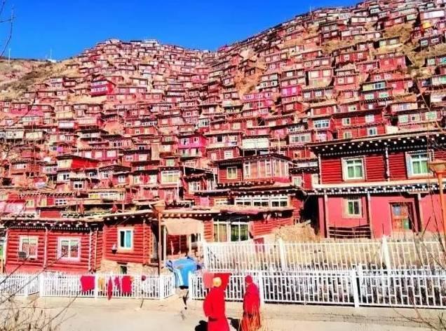 有一个远方，比西藏更西藏，那便是甘孜