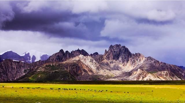 有一个远方，比西藏更西藏，那便是甘孜