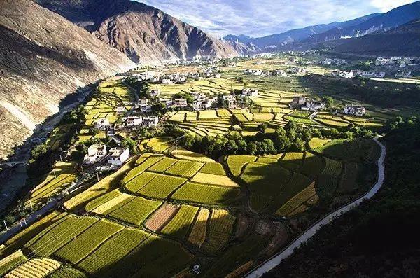 有一个远方，比西藏更西藏，那便是甘孜