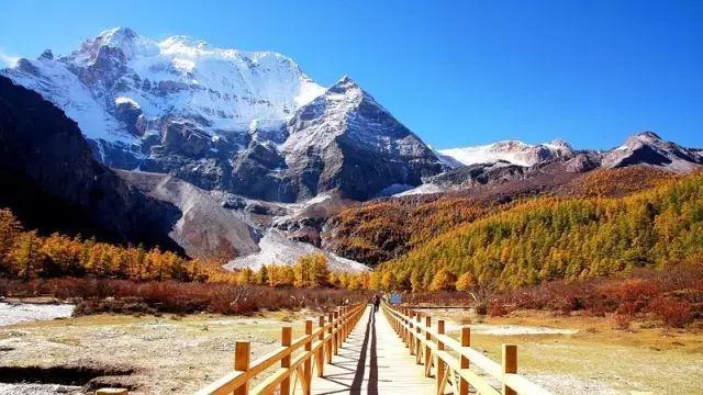 有一个远方，比西藏更西藏，那便是甘孜