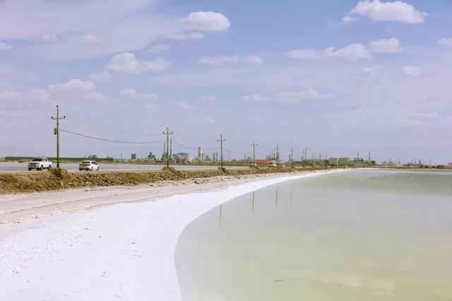 中国最大的“天空之镜'，是茶卡盐湖的56倍，美到窒息鲜少人知