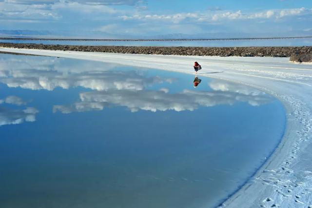 中国最大的“天空之镜'，是茶卡盐湖的56倍，美到窒息鲜少人知