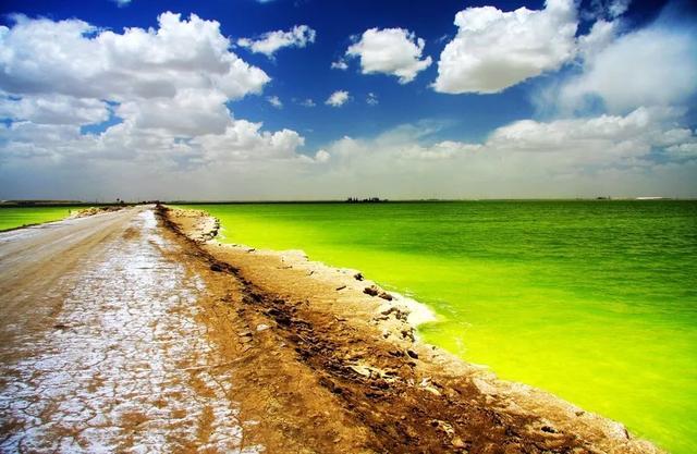 中国最大的“天空之镜'，是茶卡盐湖的56倍，美到窒息鲜少人知