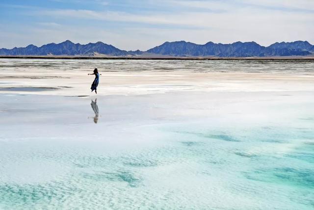 中国最大的“天空之镜'，是茶卡盐湖的56倍，美到窒息鲜少人知