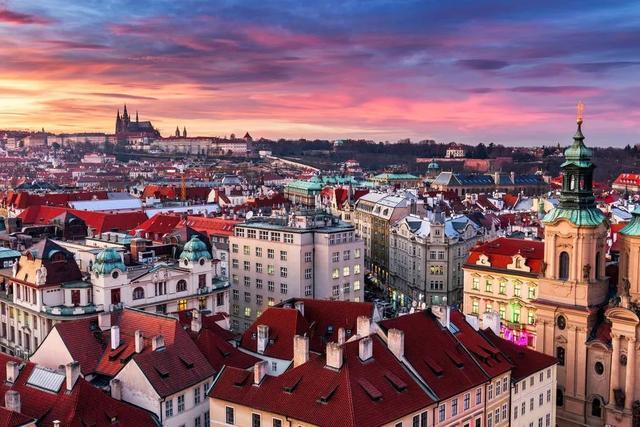 12个女人一定要去的地方，如果可以，一年旅行一次可好？