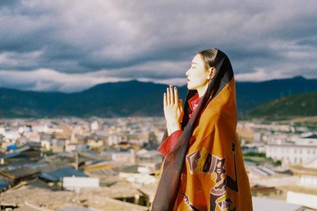 12个女人一定要去的地方，如果可以，一年旅行一次可好？