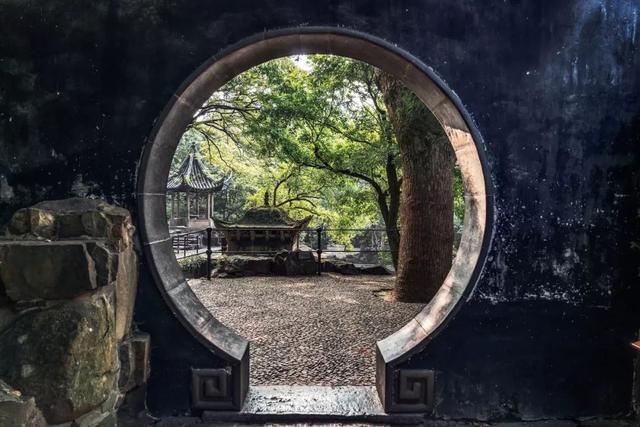 12个女人一定要去的地方，如果可以，一年旅行一次可好？