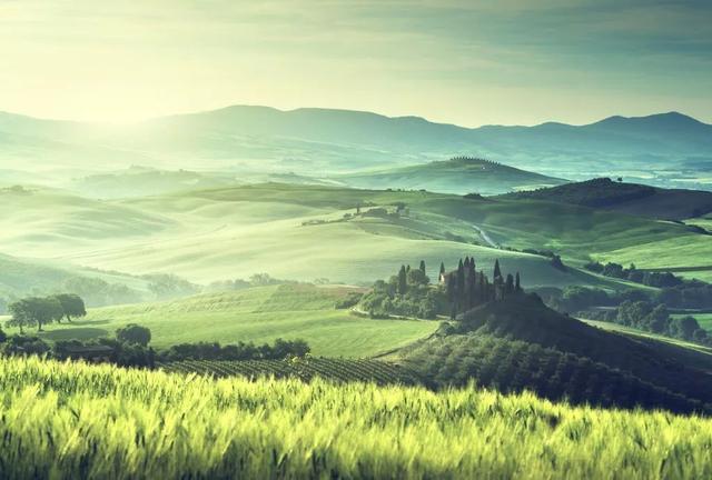 12个女人一定要去的地方，如果可以，一年旅行一次可好？