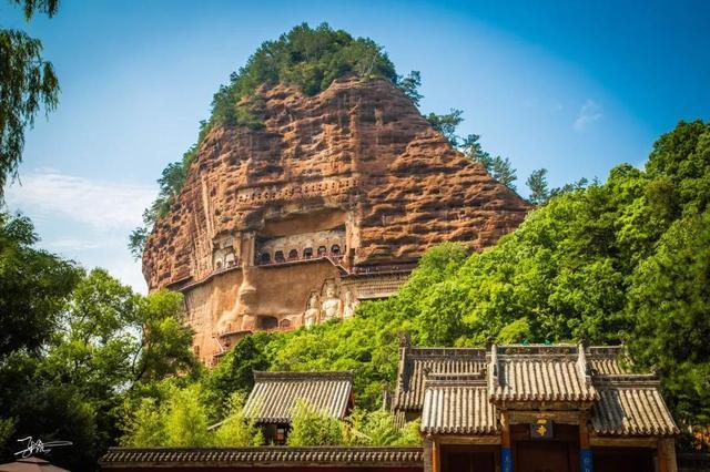 它打败了日本镰仓，一举荣获了《孤独地球》里最佳旅游地的Top 1