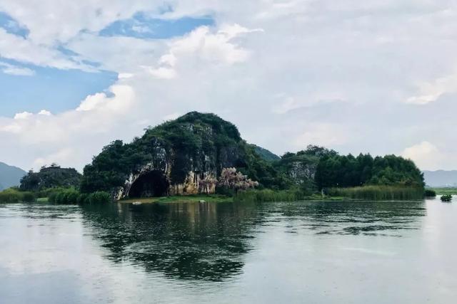 普者黑丨云端里的村落·梦境中的山水