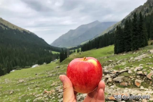 没有信号的120公里，徒步天山绝美乌孙古道，迷失在人间天堂