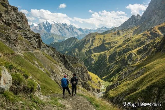 没有信号的120公里，徒步天山绝美乌孙古道，迷失在人间天堂