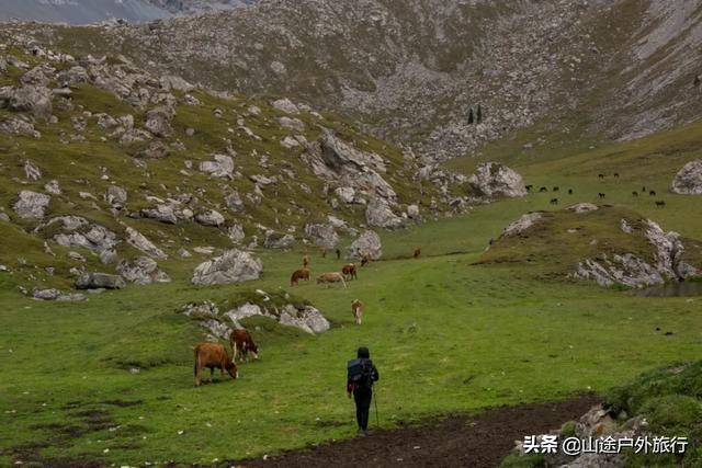 没有信号的120公里，徒步天山绝美乌孙古道，迷失在人间天堂