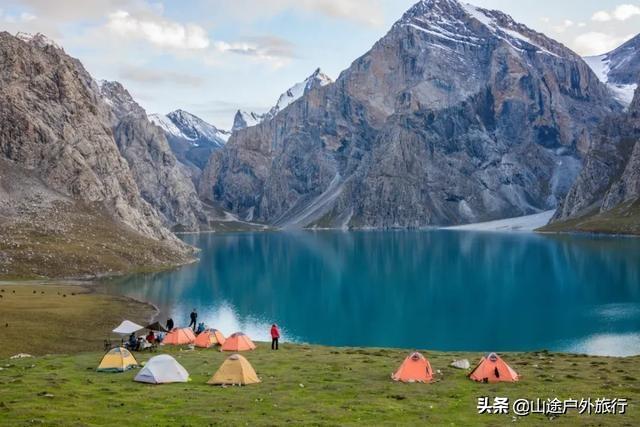 没有信号的120公里，徒步天山绝美乌孙古道，迷失在人间天堂