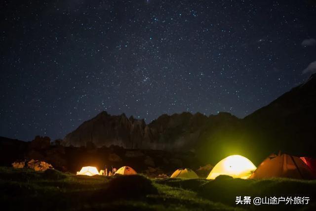 没有信号的120公里，徒步天山绝美乌孙古道，迷失在人间天堂