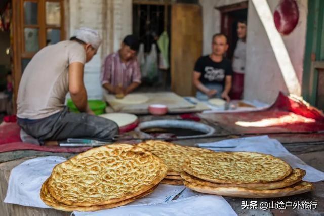 没有信号的120公里，徒步天山绝美乌孙古道，迷失在人间天堂