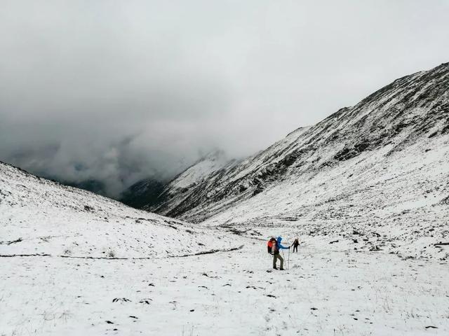 2人，124天，2155公里，中国徒步爱好者的殿堂级线路诞生了
