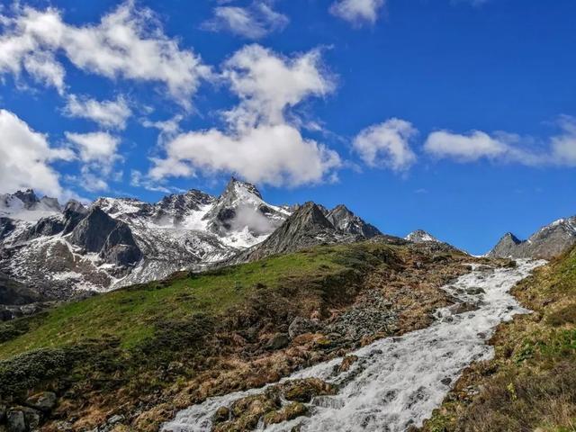 2人，124天，2155公里，中国徒步爱好者的殿堂级线路诞生了