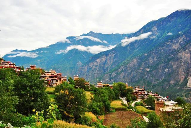 走过千山万水，还是川西大环线最美！