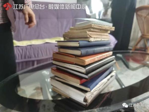 真·神仙眷侣！79岁教授30多年陪患病妻子走遍千山万水：我永远爱你