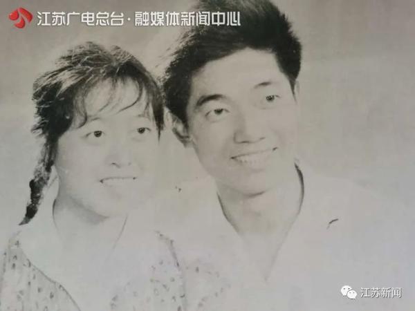 真·神仙眷侣！79岁教授30多年陪患病妻子走遍千山万水：我永远爱你