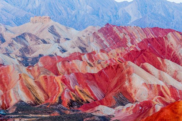 奇险灵秀美如画——镜头下的张掖丹霞彩色丘陵