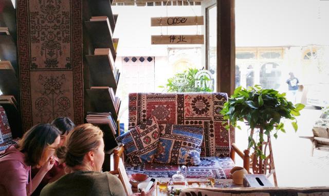 新疆喀什：这座城市的咖啡馆里，藏着很多人文艺术和历史故事