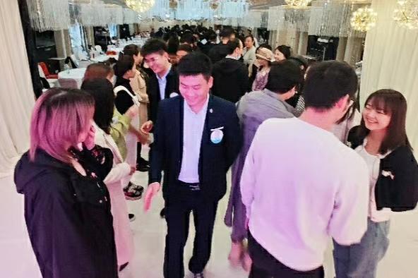 11月21日党群中心×爱旅『遇见你.遇见爱』相亲联谊活动、缘分对对碰、爱情大阅兵、DIY玫瑰花、爱情大转盘、爆灯互选