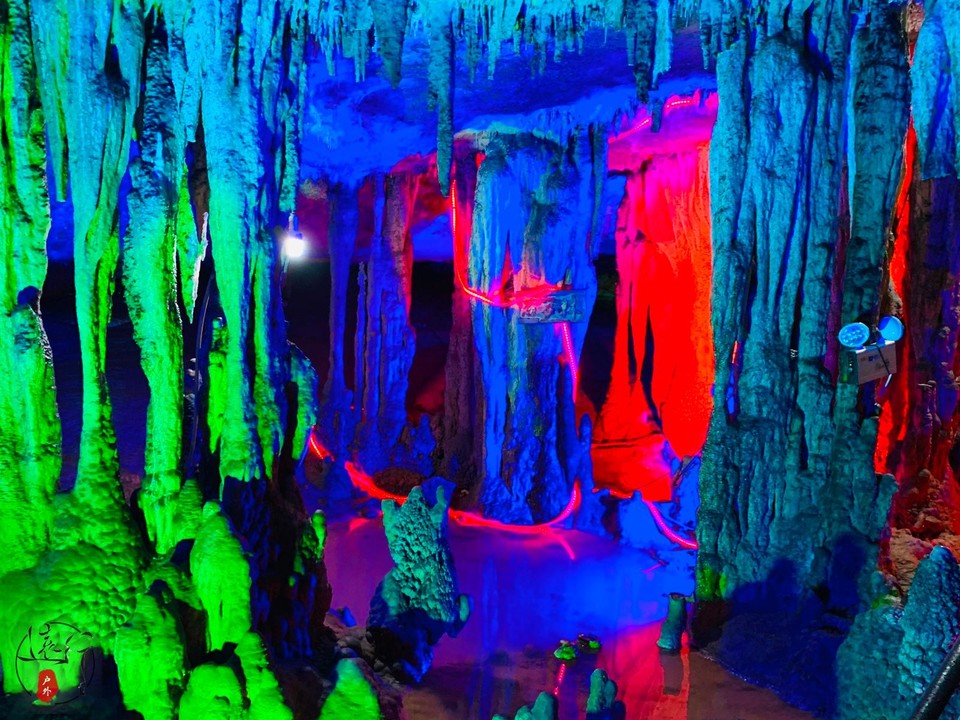 FA386B10-21EF-4AA6-A557-D139434818B9