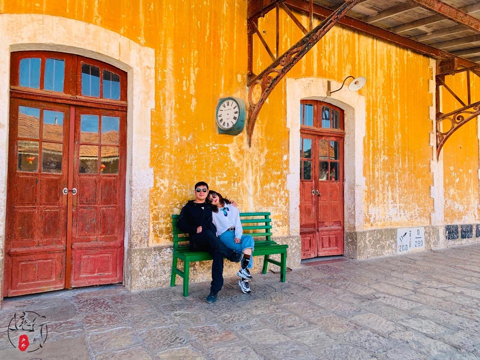 9E6B327C-6B88-4F53-8B4C-B995E69EBA5D