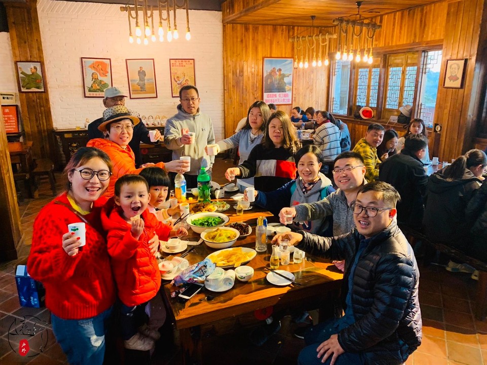 E9A257F4-6582-4F71-B76E-DE16CD76F0FD