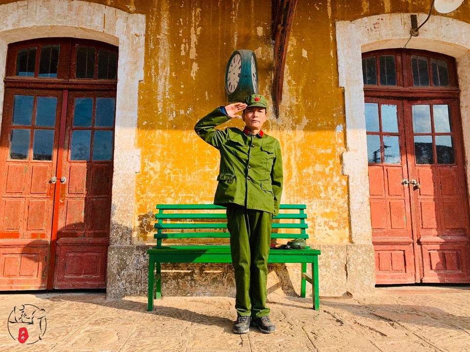 C91165DE-447B-4B5D-B1B8-272B47F73F97