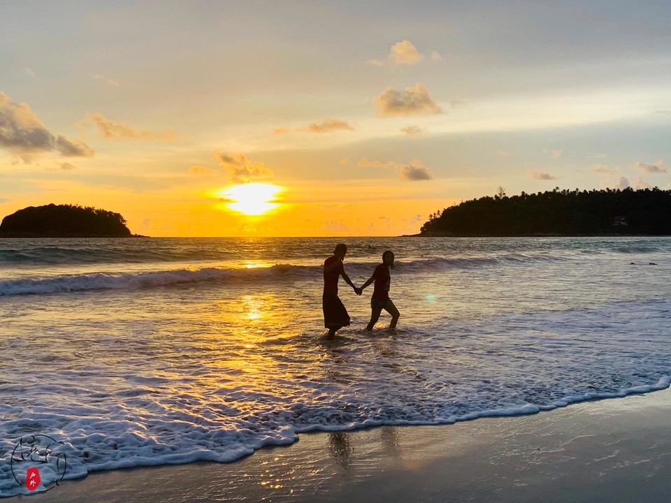 26052A0E-F246-4BDD-B632-A84A54D07260