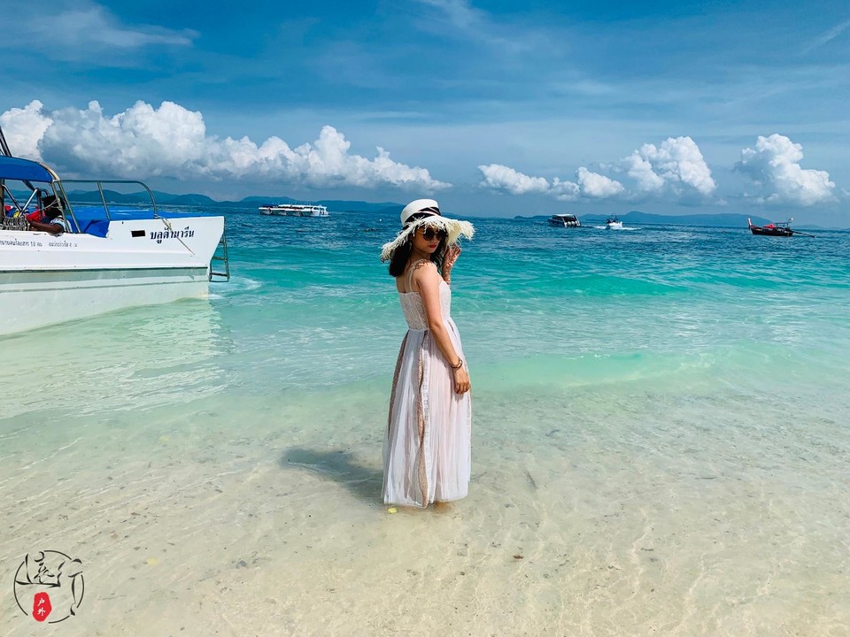 BFFF873E-E5A3-4505-92B5-C13A315CDC19