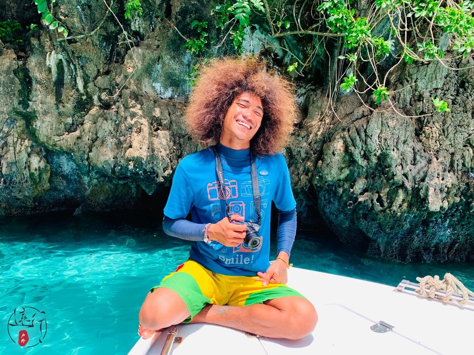 F7BB2168-8216-4318-916E-784B1A697286