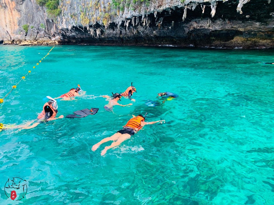 9F886FD5-2C90-463D-A28E-6A3617332A01