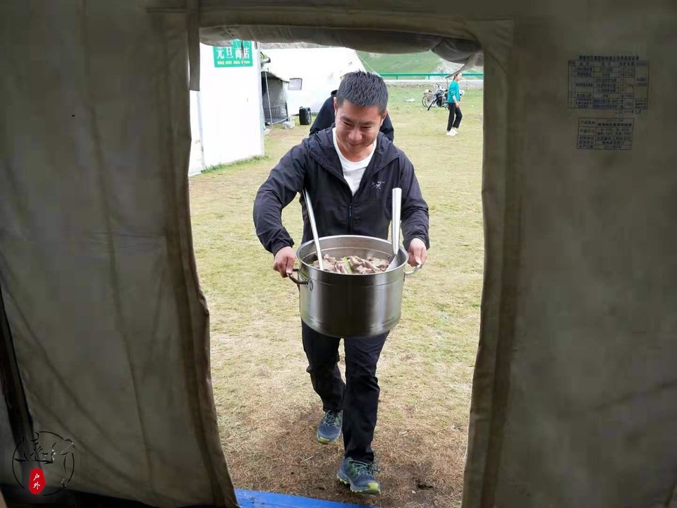 9B46793C-192A-4B44-9F80-32311402362E