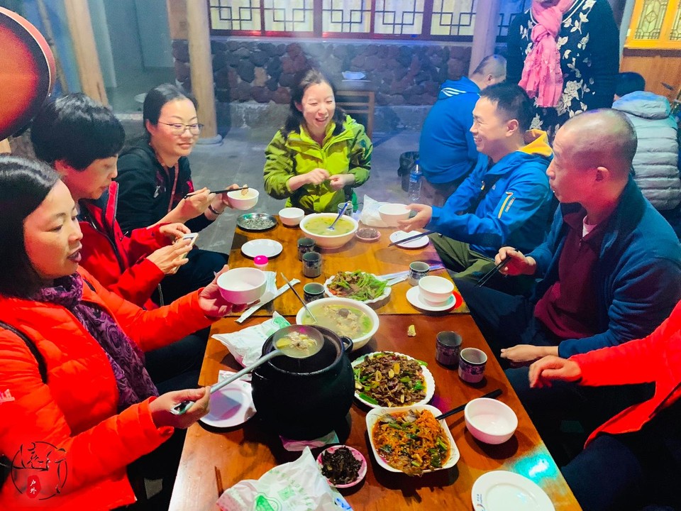 02E2376F-4C19-4811-80AB-5417237A7545