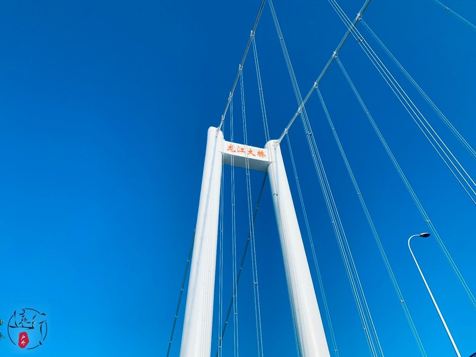 4E5C319D-FBAF-451D-8271-BF96E820891C