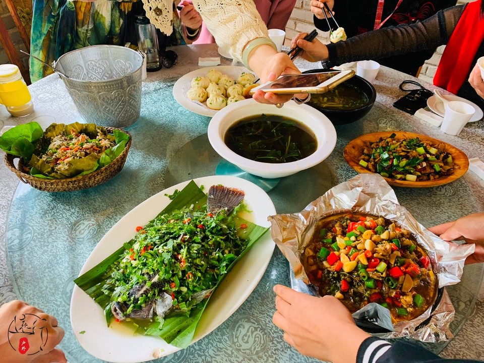 E556907E-8648-445C-BEBA-8A077DC2DAAA