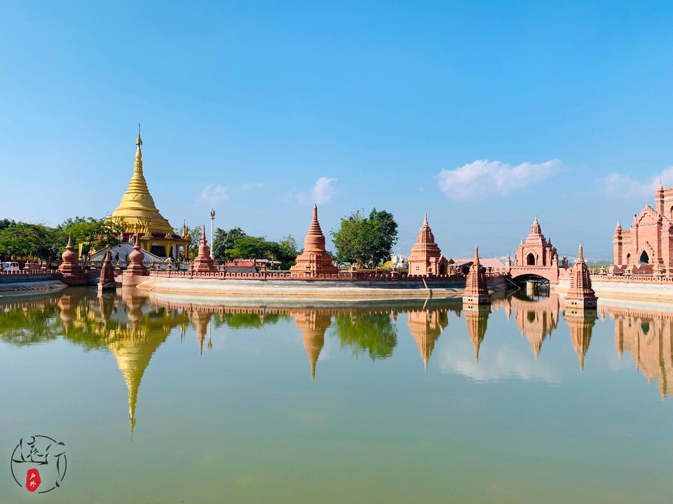 CD81C8C5-789A-4AA0-9D8E-89F8AC5F7DC7