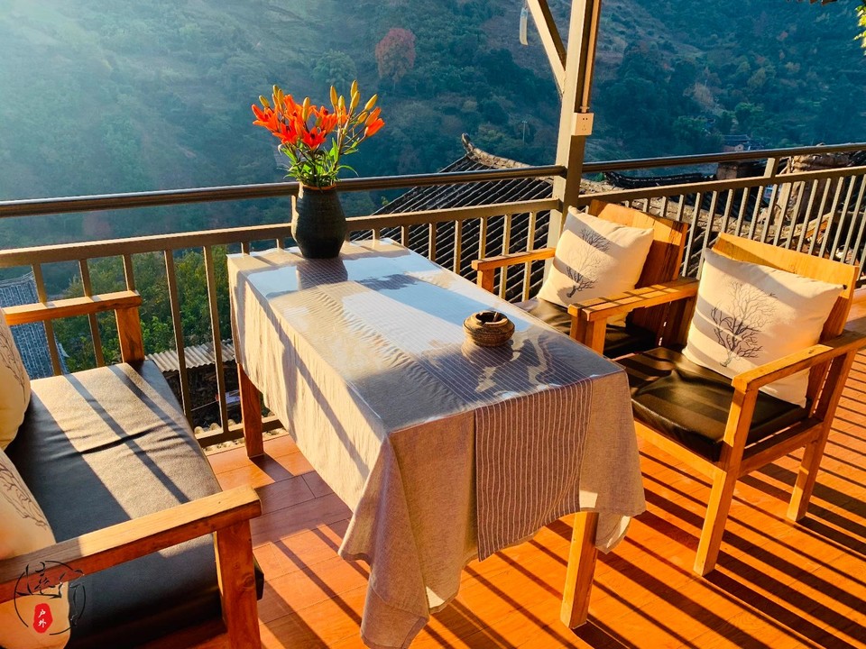 76A47356-5A94-441A-8BEB-CDF5F633ED8F