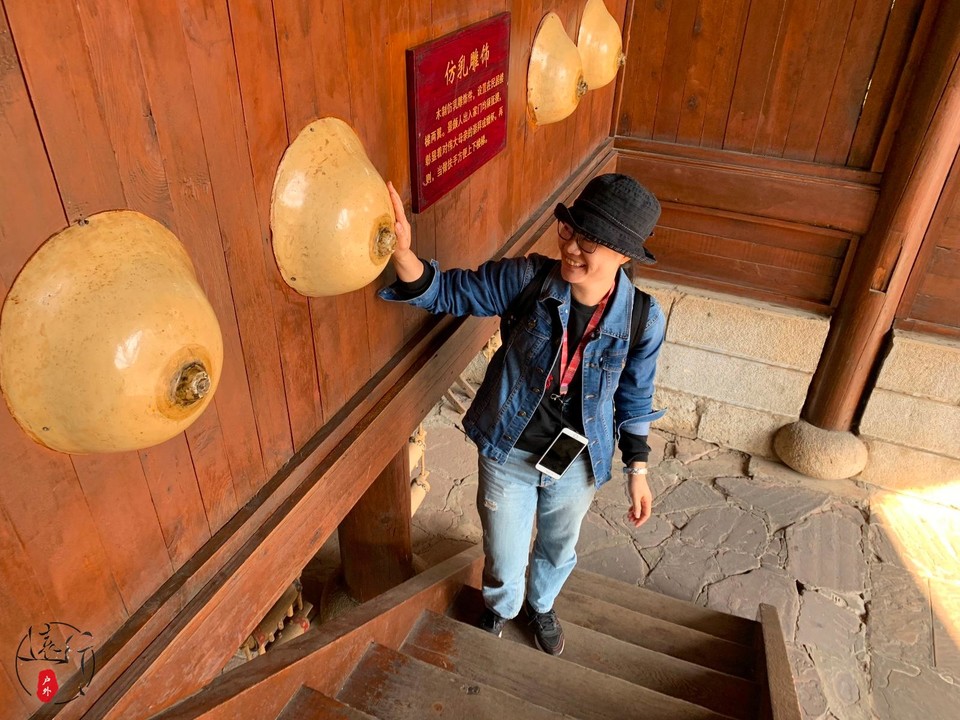 2A2F57A2-45C4-4BE3-A3AA-3CE6B2451C28