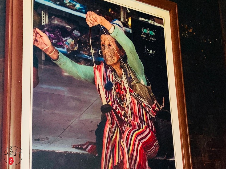 0979909B-7C9F-4919-B47F-D37D39D8A792