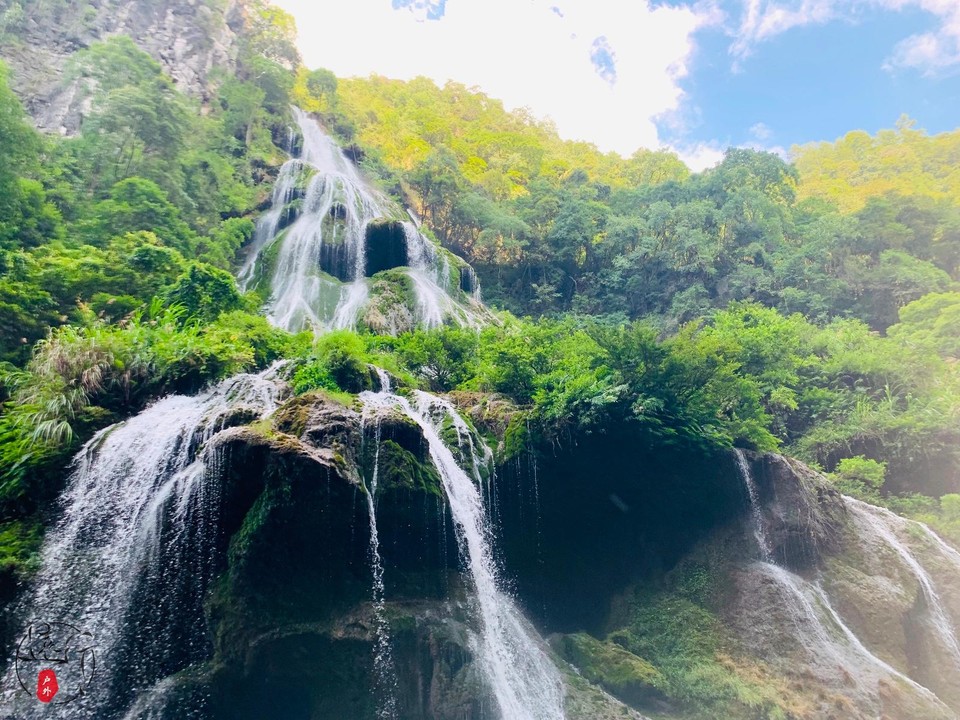 693E8B27-43FC-4981-8DEC-CA10D0E7F82A