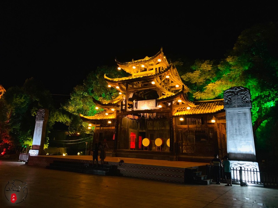 929F1602-6998-4403-ACD8-01AE32421428