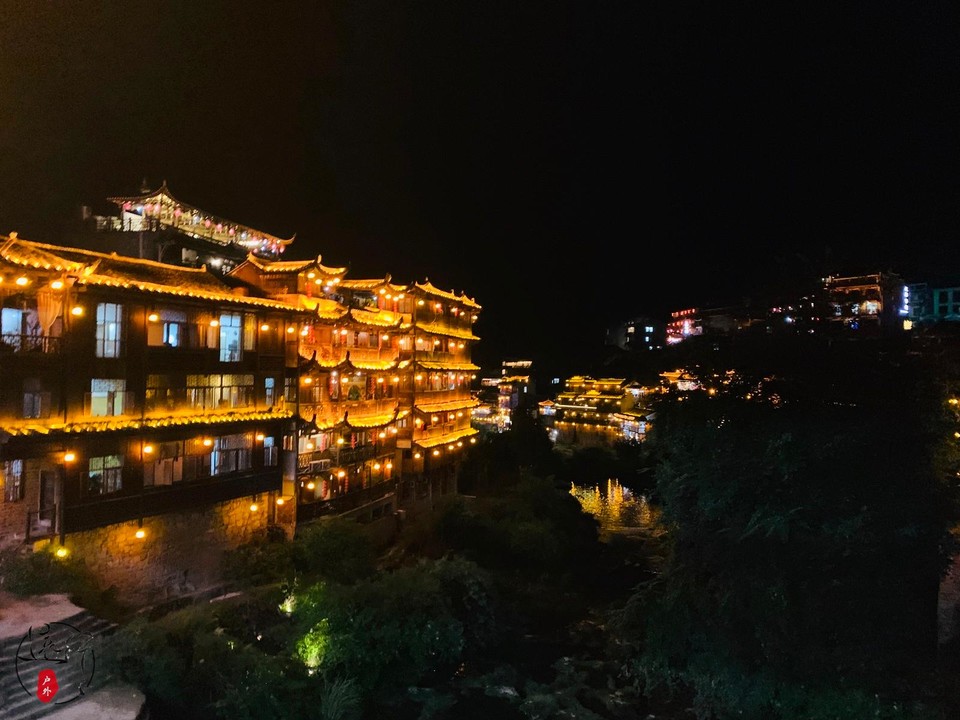 F7DAA1B2-2163-42A2-9E90-B8DDE98BE933